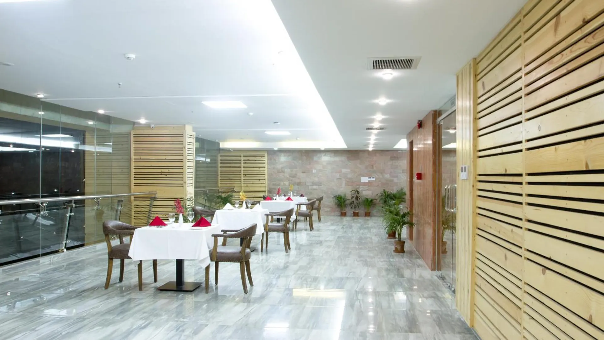 Coventina Lake Suites Dhaka Apartment